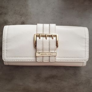 Michael Kors Clutch
